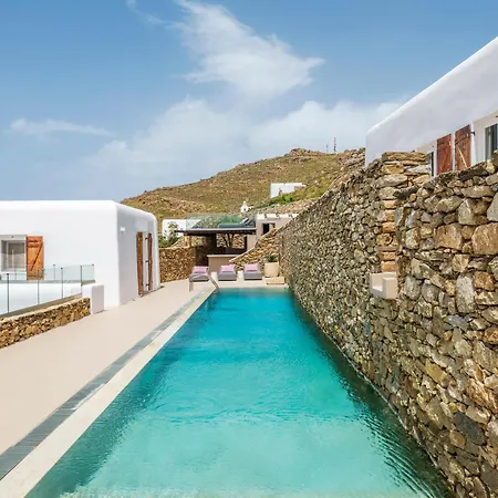 Levi's By Ethos Hospitality - Tennis Court Panormos (Mykonos)