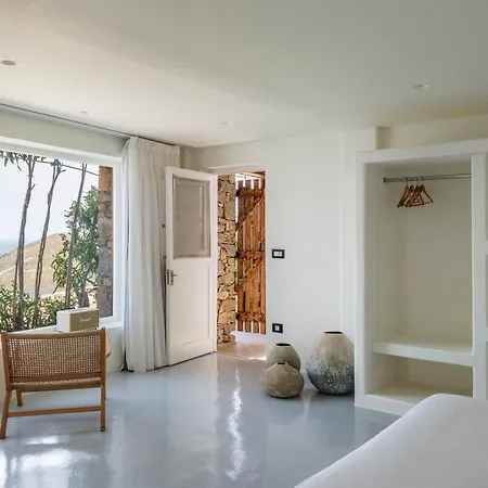 Levi's By Ethos Hospitality - Tennis Court Villa Panormos (Mykonos)