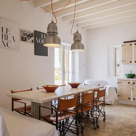 Levi's By Ethos Hospitality - Tennis Court Villa Panormos (Mykonos)